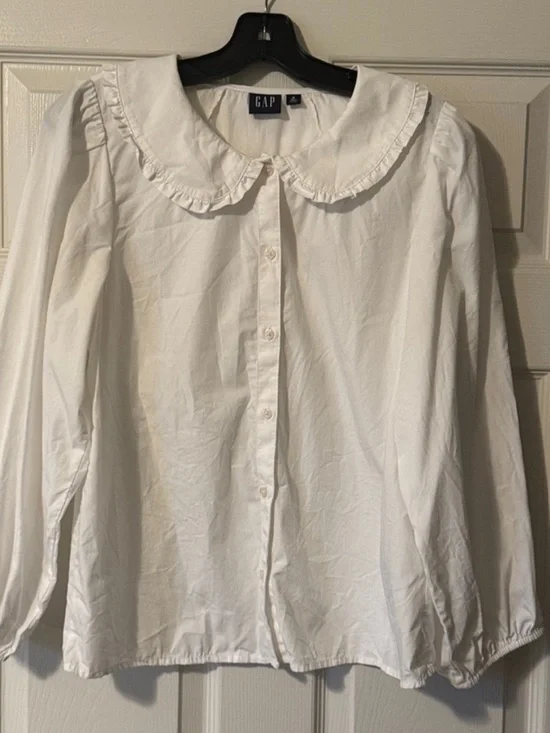 GAP Rounded Collar Blouse - Picture 2 of 3